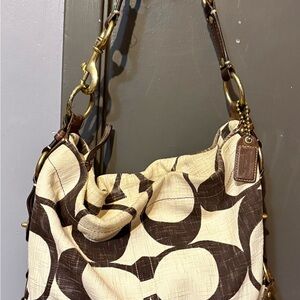 Vintage Authentic Coach Carly Hobo